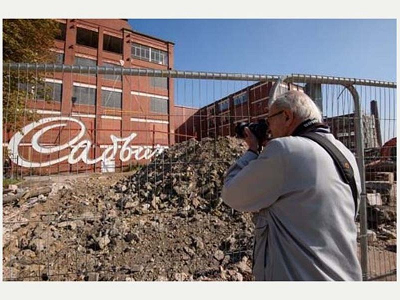 Cadbury's sign removal photo 11